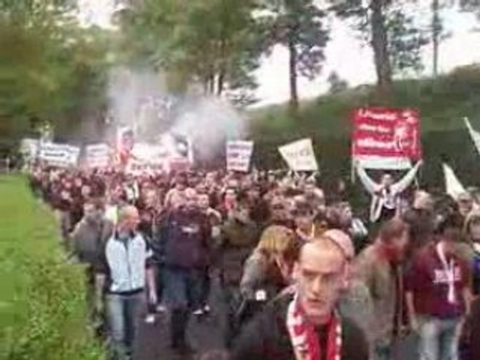 Manifestation ULTRAS 4 (LENS)