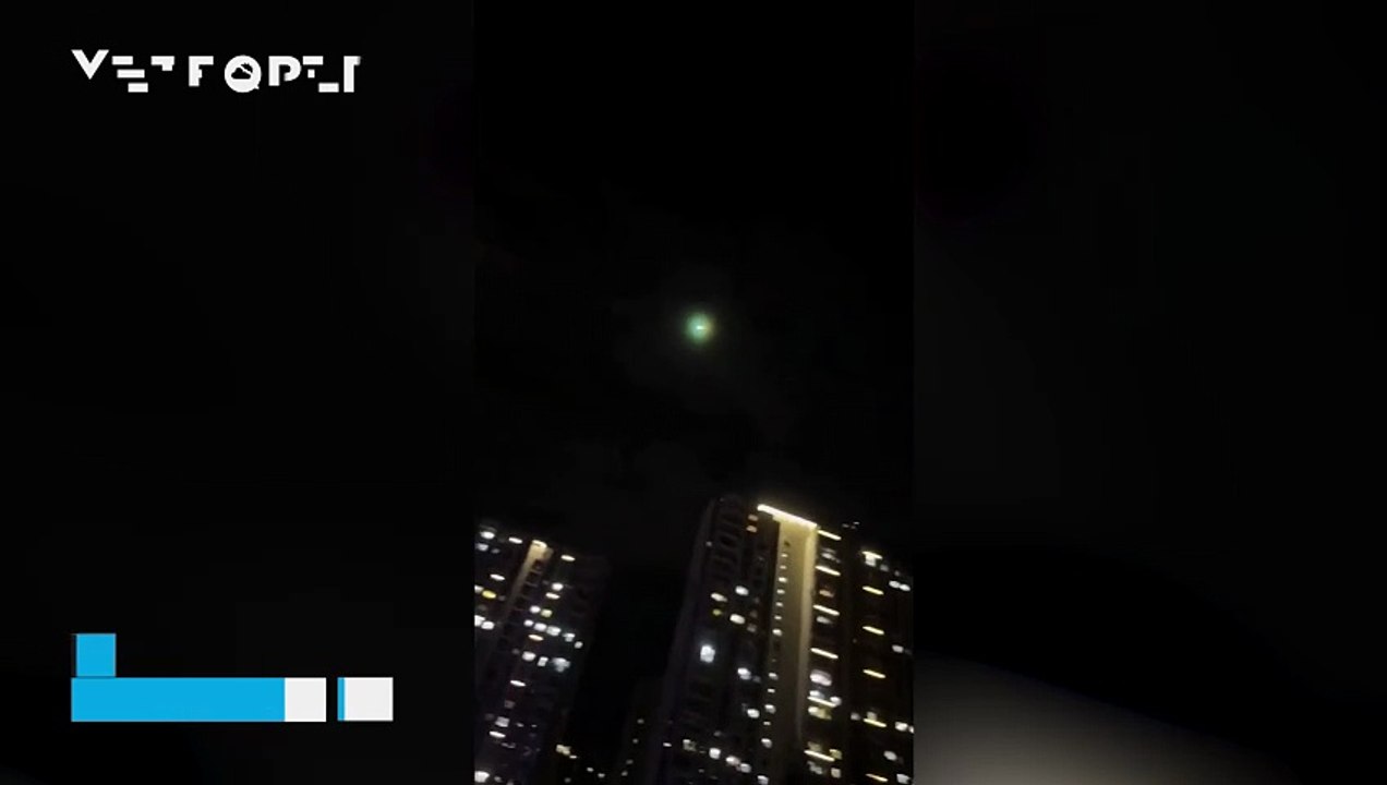 A bolide lights up the sky in Fujian, China!