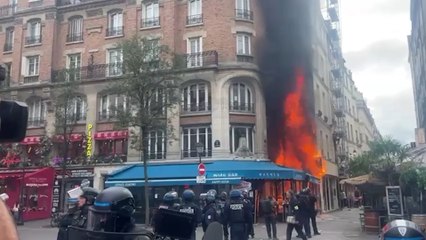 Immeuble en feu à Paris : l’incendie peut-être provoqué involontairement par la police