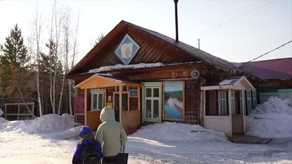 Can a Family Live at −71 °C? Yakutia Extreme Cold Experience