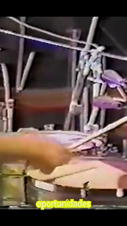 Héctor Lavoe: La Voz de la Salsa y su Trágica Historia