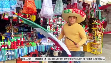 Atalo Mata deja la reporteada para vender adornos mexicanos por un día