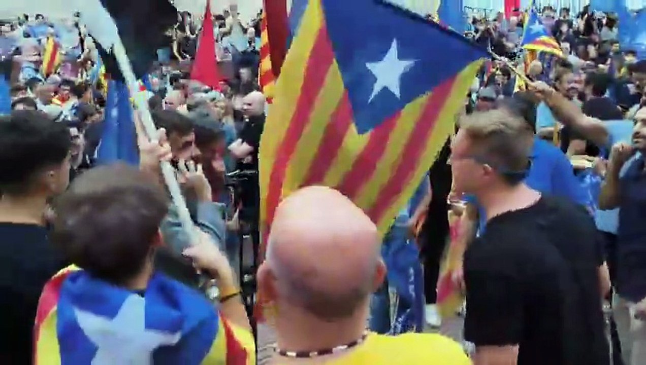 Aliança Catalana echa a TV3 del Fossar de les Moreres