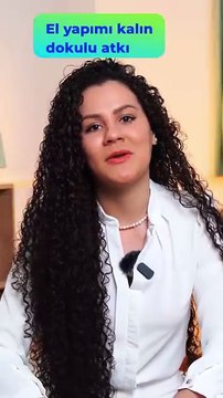 El Yapımı Kalın Örgü Atkı