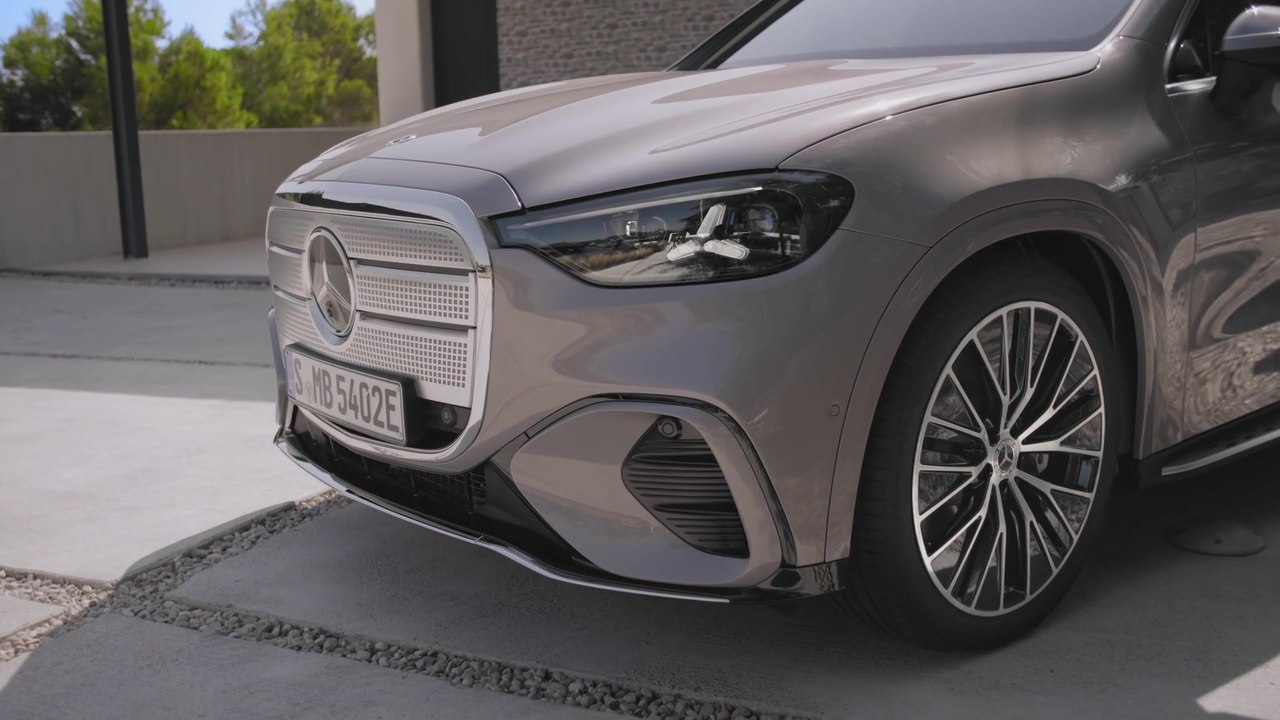 Der neue Mercedes-Benz GLC - Ikonischer Grill definiert das Gesicht der Marke neu
