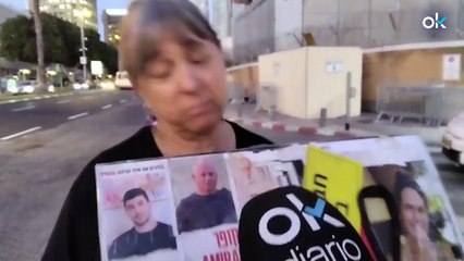 Una familiar de un rehén secuestrado por Hamás: "Vengo cada día a la base para rogar que los recuperen"