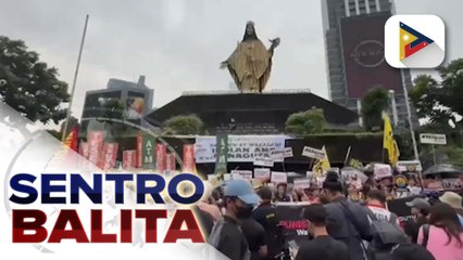 Kilos-protesta vs. anomalya sa flood control projects, isinagawa ng isang grupo sa EDSA Shrine