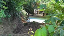 Expanding the Plantation Access Road with a D6R XL Bulldozer in the Mountains