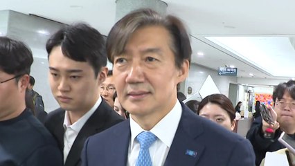 조국, 혁신당 비대위원장 선출..."제 부족함 탓에 위기...새로 태어날 것" / YTN