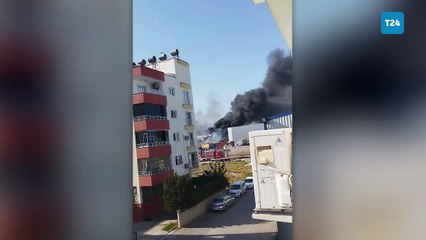 Mersin’de yangın: Geri görüşünüm fabrikalarının yaktığı plastikler yangına yol açtı
