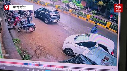 शहडोल में बीच बाजार हो गया कांड, फोटकॉपी कराने गए व्यक्ति की बाइक से चोर ने पार कर दिया आधा लाख