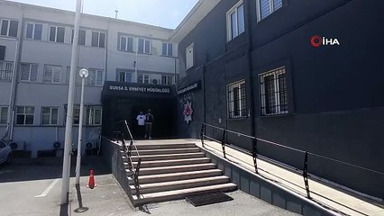 ATM'ye geleni sahte dekontla dolandırdı, polisten kaçamadı