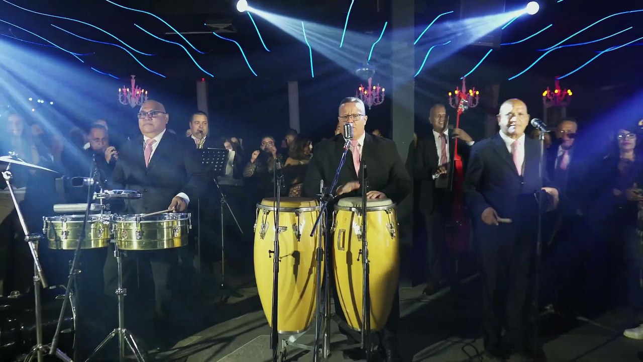 Retro Blanco -Tributo a Los Blanco (Vol. 2)