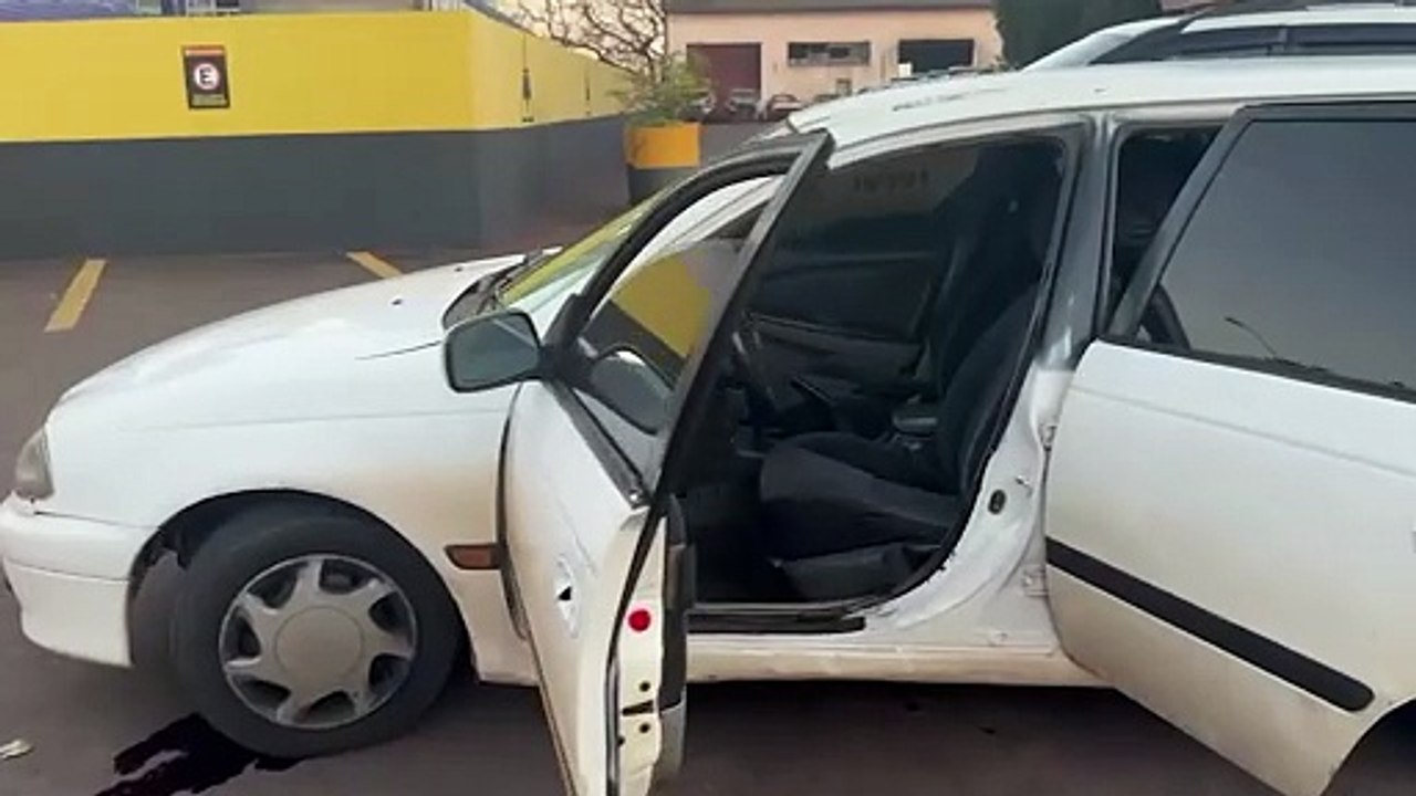 ROTAM apreende 16 caixas de cigarros contrabandeados e prende dois paraguaios em Toledo