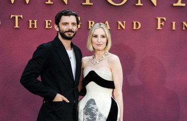 Laura Carmichael and Michael C Fox are now married!