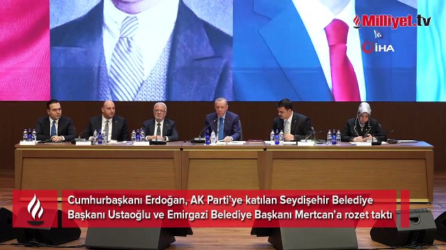 Rozetleri Erdoğan taktı: Seydişehir ve Emirgazi Belediye Başkanları AK Parti'ye katıldı