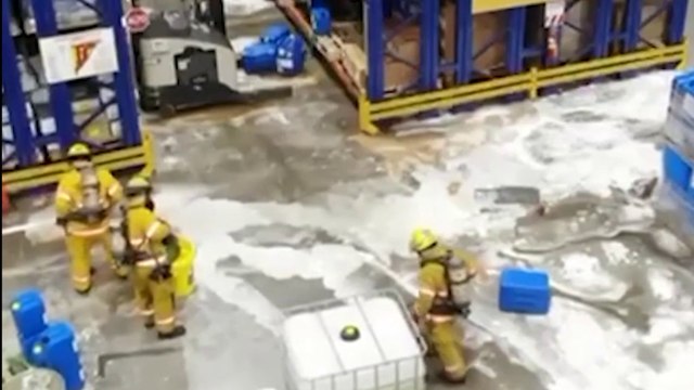 tn7-Derrame de materiales peligrosos deja un herido en zona franca de Alajuela -110925