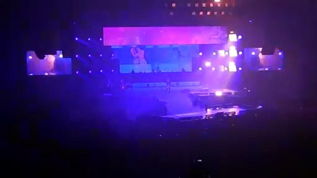 Cesare Cremonini - Un uomo nuovo (live)