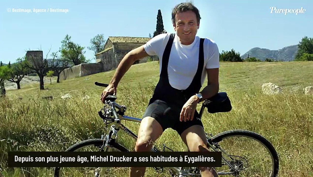 EXCLU "On l’installe toujours à la table 307, en haut de la terrasse..." : Michel Drucker vu par les commerçants d'Eygalières, son refuge en Provence