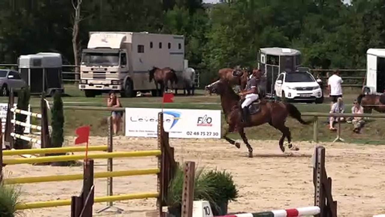 ILE BRAGARD 30-07-2017 Amateur 1 Grand Prix (1,20 m) 24