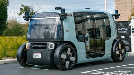 Fahrerlos durch Vegas: Zoox Robotaxi ohne Lenkrad und Pedale im Realbetrieb