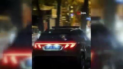 İstanbul'da polisin alkollü sürücüyle sabır testi kamerada!