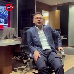 CHP İstanbul İl Başkanı Özgür Çelik’in il binası abluka altına alınırken içerde moralini yüksek tuttuğu ve motivasyonunu arttırarak türkü söylediği anlar paylaşıldı
