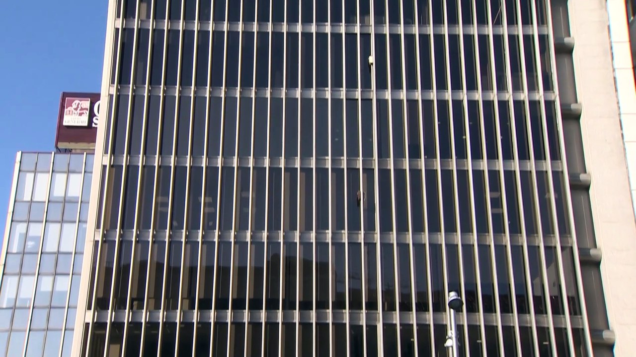El consejo de administración de Sabadell rechaza por unanimidad la OPA de BBVA