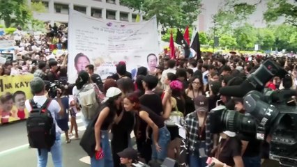 Filipinler’de üniversite öğrencileri Marcos hükümetine tepki için dersleri boykot etti