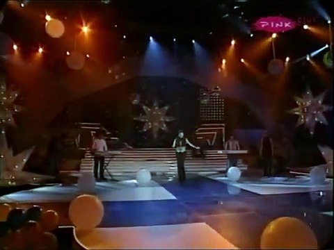 Ceca - Ja jos spavam u tvojoj majici - Novogodisnji show - (TV Pink 2007)