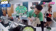 [2018] 中餐厅 2 | Nhà Hàng Trung Hoa 2 [Clip Bonus] Lông mày lưỡi mác của  "đại ca Tiêu Kiếm" bị "tiểu muội Tiểu Yến Tử" nhận xét "trông thật là gian!"