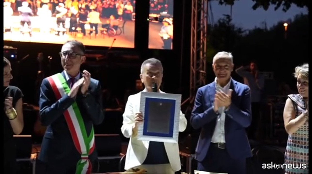 Pupo festeggia 70 anni e 50 di carriera con un tour mondiale