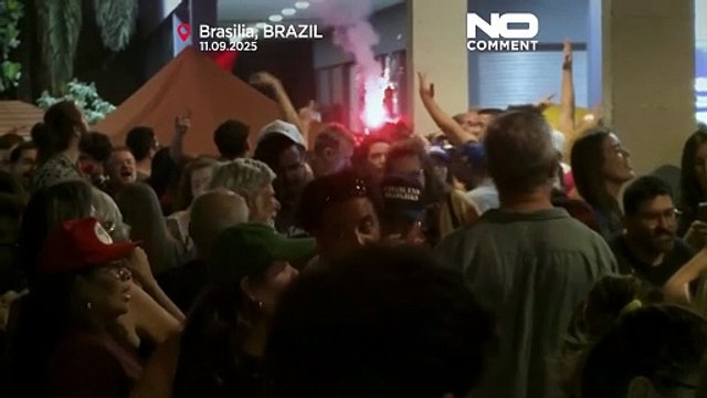 مخالفان پس از محکومیت بولسونارو به ۲۷ سال زندان در برازیلیا جشن گرفتند