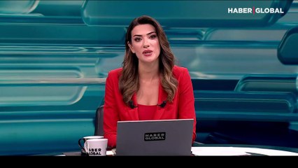 Plajda kadınları çekerken yakalandı