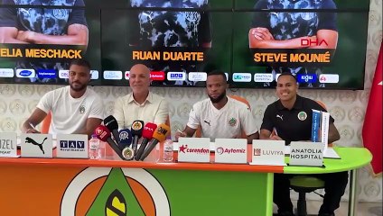 Transferin son günü Alanyaspor'dan üç imza birden!