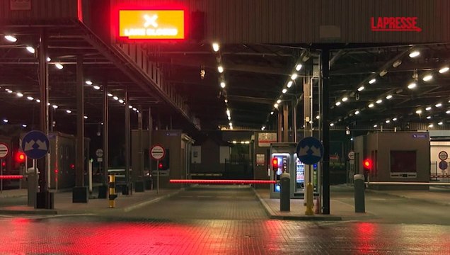 Polonia, chiuso il confine orientale con la Russia: le immagini delle frontiere