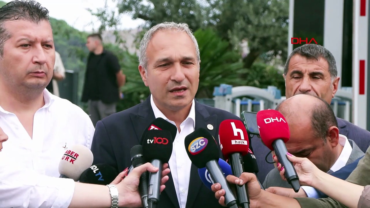 CHP’li Özçağdaş ve Karabat Sarıyer’deki eski il binasında konuştu: Gürsel Tekin adını yok etmeye değer mi