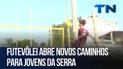 Futevôlei abre novos caminhos para jovens da Serra