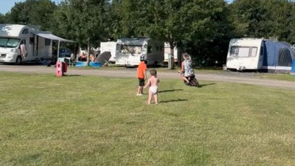 Woman tries to replicate friend's grandson's bike trick but pays a hilarious price