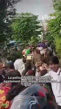 Des milliers de détenus s'évadent dans la nature au Népal