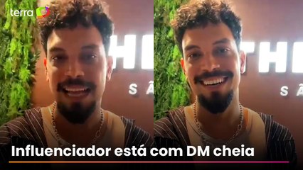 Ex-BBB Vinicius diz que recebe mais cantadas após assumir bissexualidade: ‘Levo na graça’