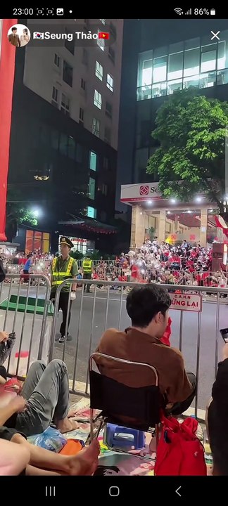 ___LIVESTREAM TRỰC TIẾP KHÔNG KHÍ ĐÊM NGOÀI TRỜI TƯNG BỪNG CHỜ DIỄU BINH 2_9 A80 HANOI_1080p (1)