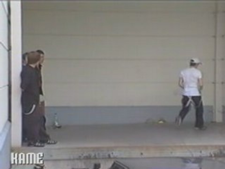 Melbourne Shuffle (S13)