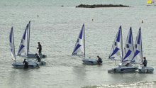 Carnac  | L' École de Voile du Yacht Club | Carnac Télé