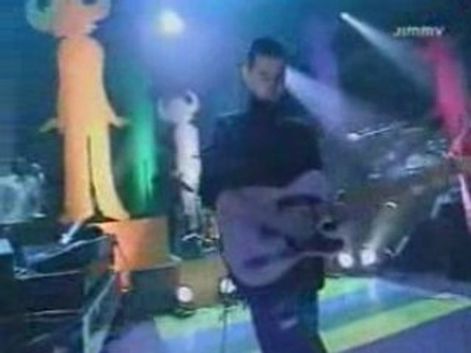 Jamiroquai - Travelling Without Moving (Live)