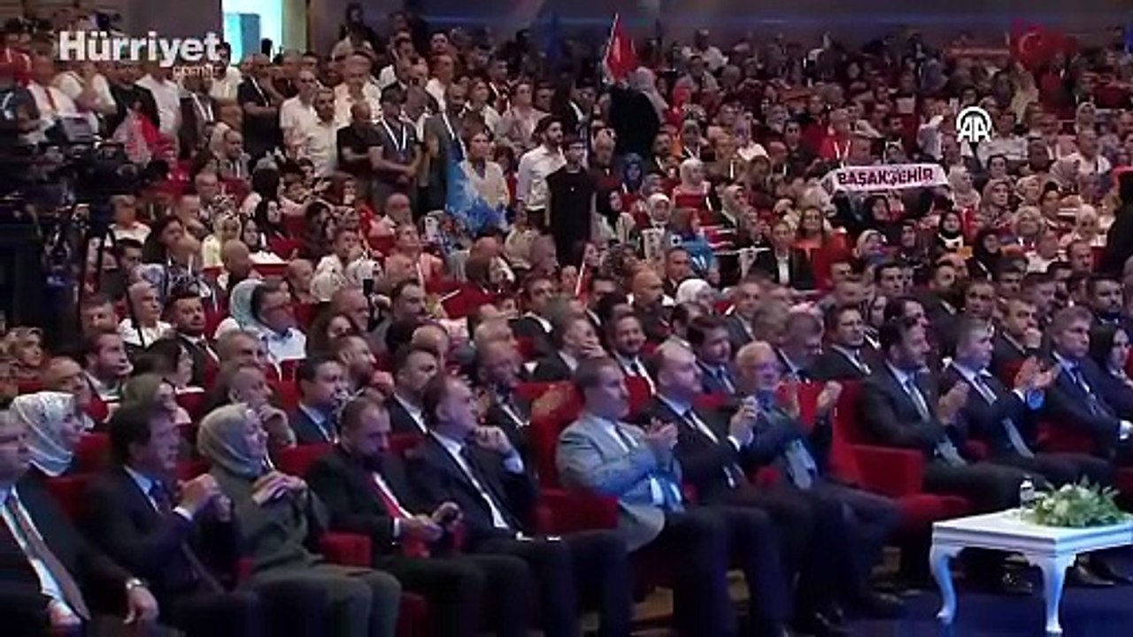 Beykoz Belediye Başkanvekili Özlem Vural Gürzel AK Parti'ye katıldı