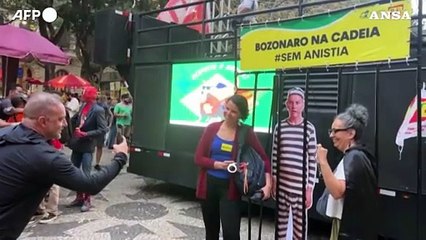 Brasile, ancora festeggiamenti per la condanna di Bolsonaro