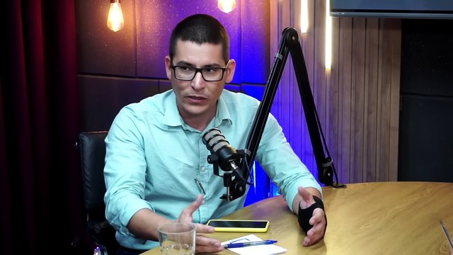 O Economista RENATO TREZOITÃO defende Bitcoin e Critica Bolsonaro - Podcast Conversar - EP 21