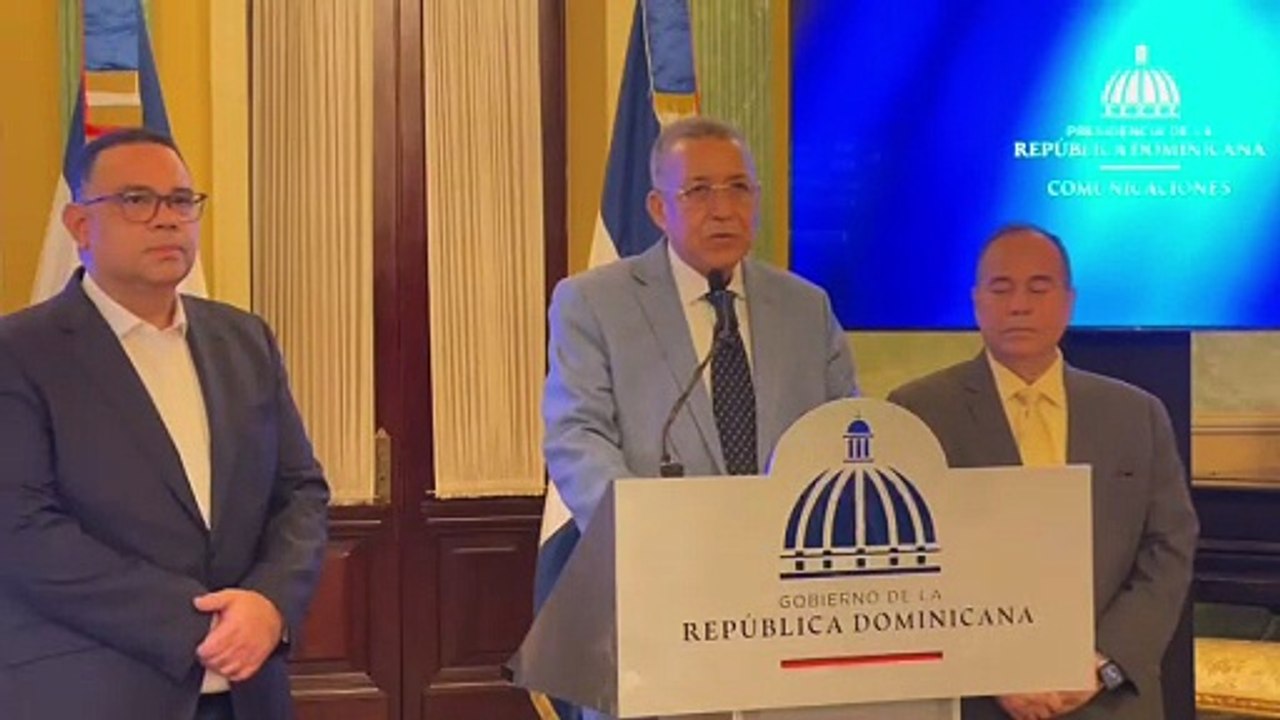 Gobierno deposita informe con graves irregularidades en SeNaSa ante el Ministerio Público
