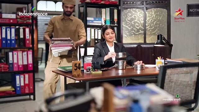 Psst_ Meri _Tiffin-Soft_ Roti yani rotiyan jo rahe ghantooon mulayam ka secret hai Independence Chakki Atta_ jisme hai sharbati atta._Kyuki Achha Khana hoga